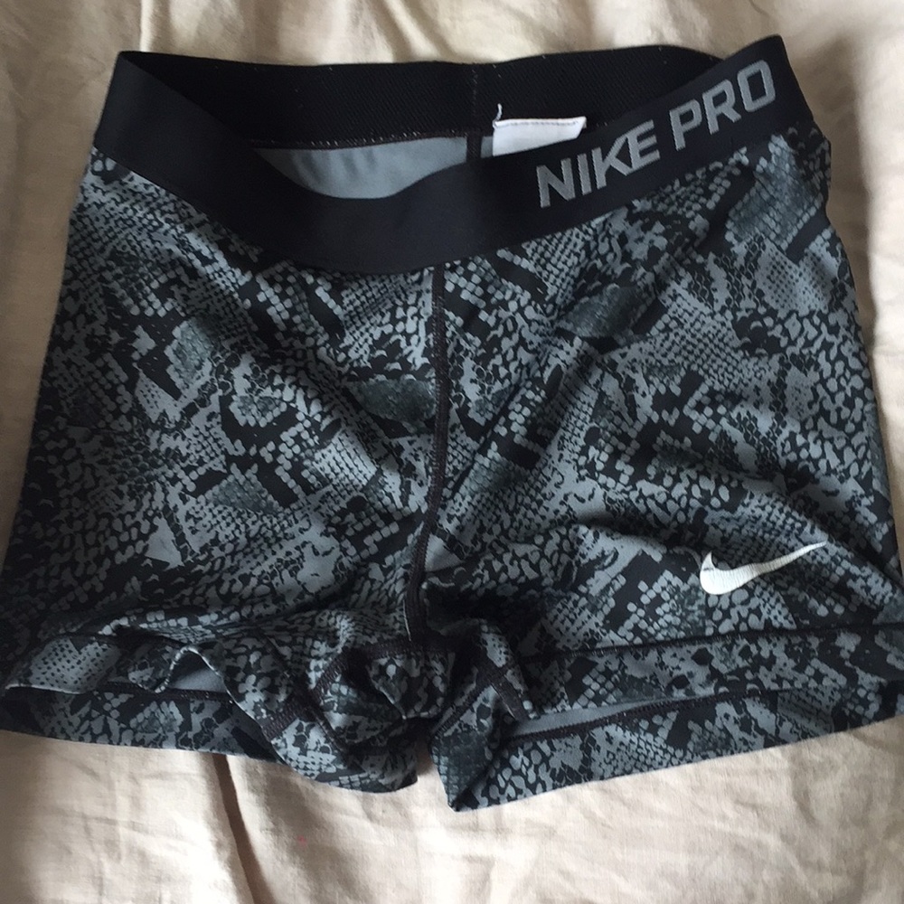 Barely worn Nike spandex